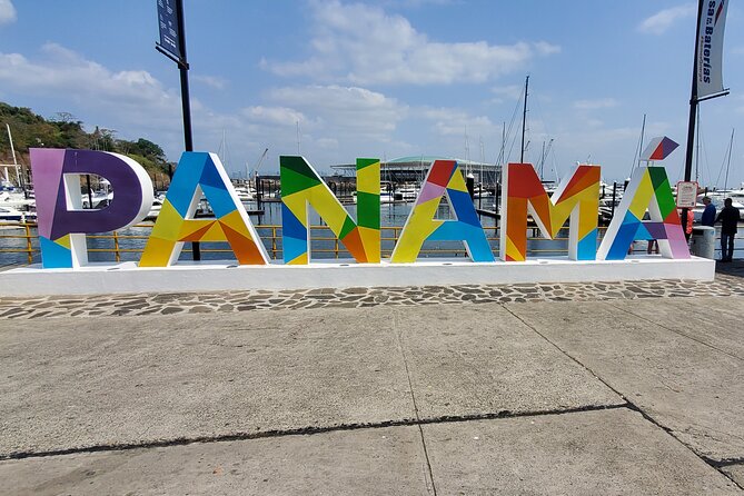 City Tour of Panama - The Miraflores Locks