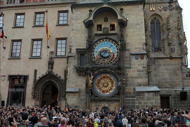 City Tour to Prague Castle - Booking Information
