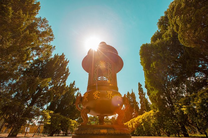 City Tour With Buddhist Temple and Muslim Mosque - Mosque Visit