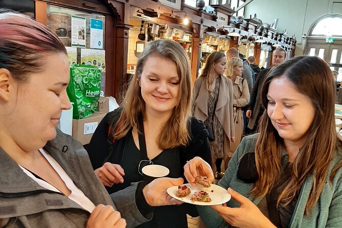 CITY Tour With Food Tasting in Helsinki - Pickup and Meeting Point