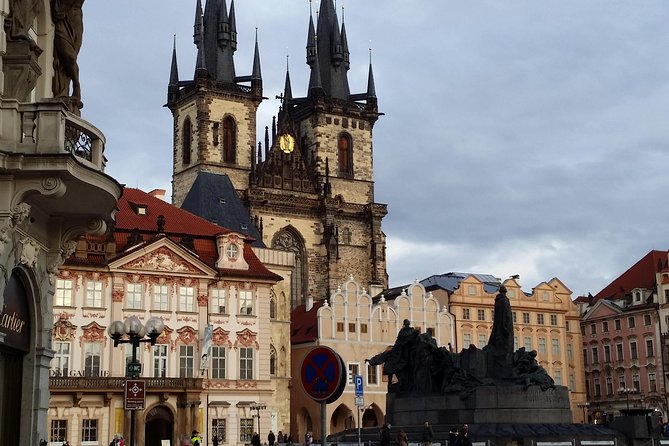 City Tour With Prague Castle With Live Guide - Cancellation Policy