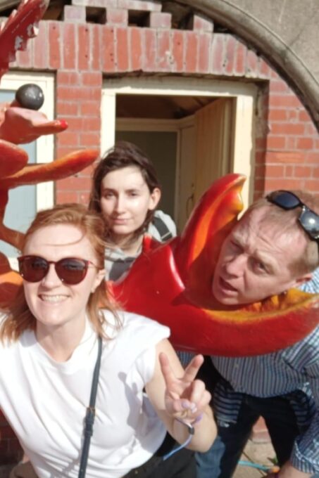 City Treasure Hunt in Brighton: Clue The Looking Glass - Frequently Asked Questions