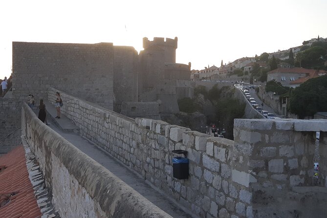 City Walls Legends and Facts Tour - Meeting and Ending Points