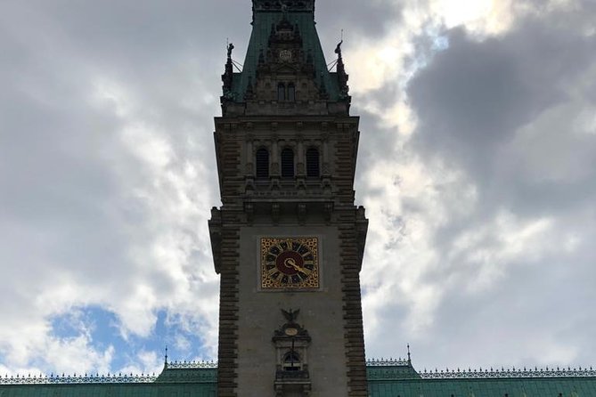 Citybeering - Walk With Funny and Interesting Stories While Having Local Beers - Sampling Typical Hamburg Beers