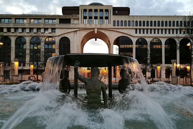 CityTour and Photo Portraits Souvenirs in Montpellier - Tour Details