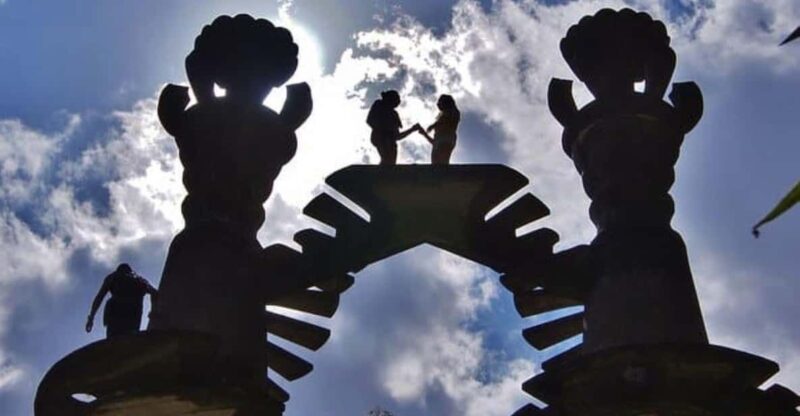 Ciudad Valles: Surreal Garden and Basement of the Huahuas - Inclusions