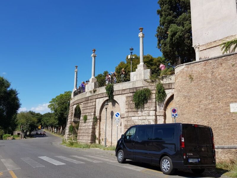 Civitavecchia Cruise Port: Transfer to FCO Airport - Pickup and Vehicle Details