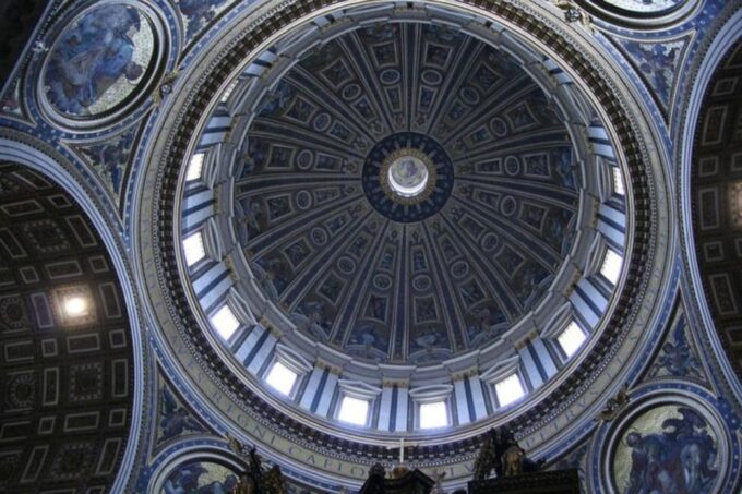 Civitavecchia to Rome Excursion: Vatican, Colosseum & Lunch - Private Driver and Guide