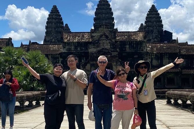 Classic Angkor Wat Sunset Private Tour - Inclusions