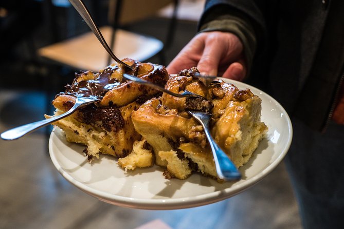 Classic Bites and Culinary Trends Neighborhood Food Tour in Berlin - International Influences in Berlin