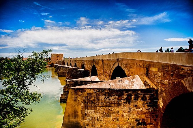 Classic Cordoba: Mosque, Synagogue & Jewish Quarter Guided Tour - Meeting and Pickup