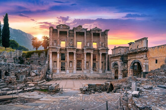 Classic Ephesus Full Day Tour From Kusadasi / Selcuk Hotels - Exploring Ephesus