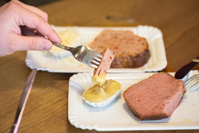 Classic Food Tour of Vienna - Traveler Requirements