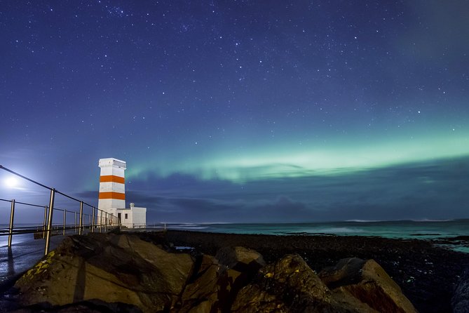 Classic Northern Lights Tour From Reykjavik With Live Guide and Touch-Screen Audio Guide - Pickup and Dropoff