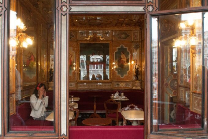 Classic Venice: 2-Hour Walking Tour With Basilica Entry - Ticket Inclusions