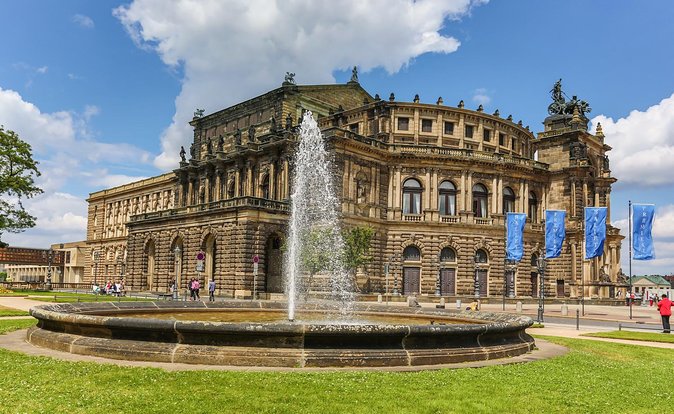 Classical Dresden Walking Tour With Licensed Guide - What to Expect on the Tour