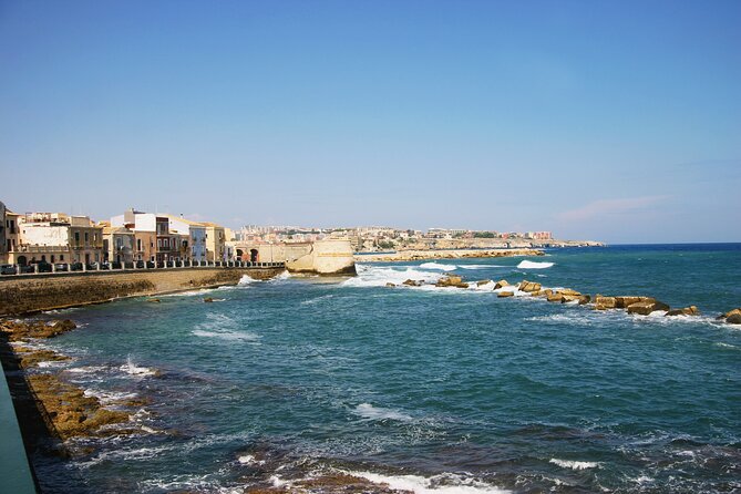 Classical Ortigia Guided Group Tour - Meeting and End Points