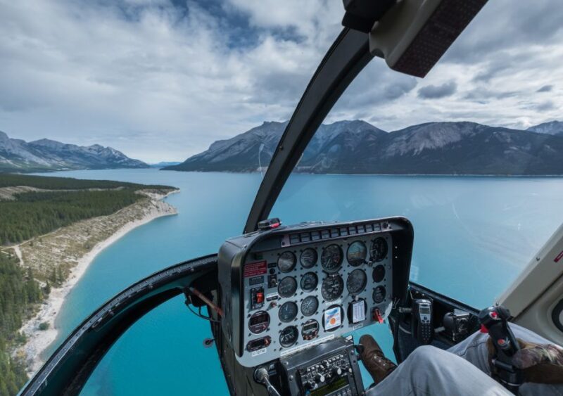 Clearwater County: Canadian Rockies Scenic Helicopter Tour - Experience Highlights