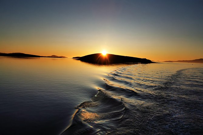 Clew Bay Cruise, Westport ( 90 Minutes ) - Croagh Patrick and Inishgort Lighthouse