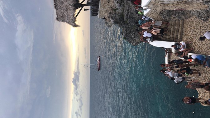 Cliff Jumping and Sunsets - Discovering Jamaican Cuisine at Ricks