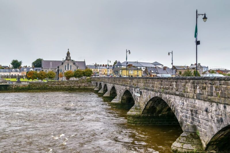 Cliffs of Moher and Blarney 2-Day Tour From Dublin - Participant Details