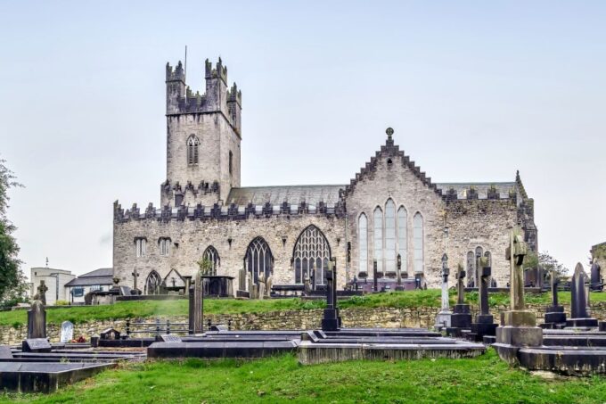 Cliffs of Moher and Blarney 2-Day Tour From Dublin - Frequently Asked Questions