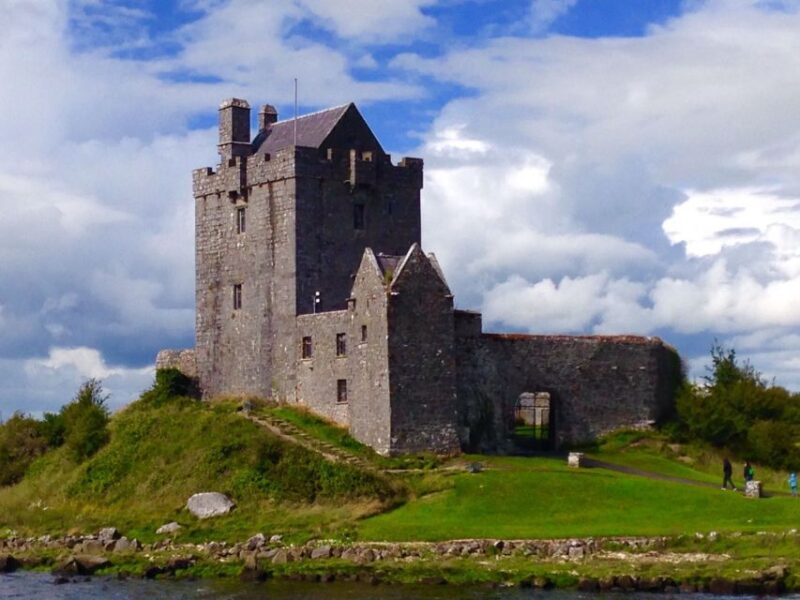 Cliffs of Moher and Galway Tour in Italian or Spanish - Itinerary and Highlights