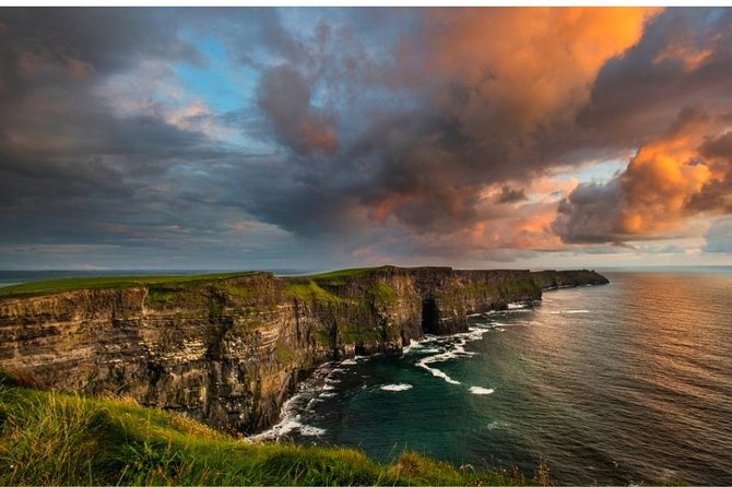 Cliffs of Moher, Aran Island & Burren Tour From Galway. Guided. - Discovering the Cliffs of Moher
