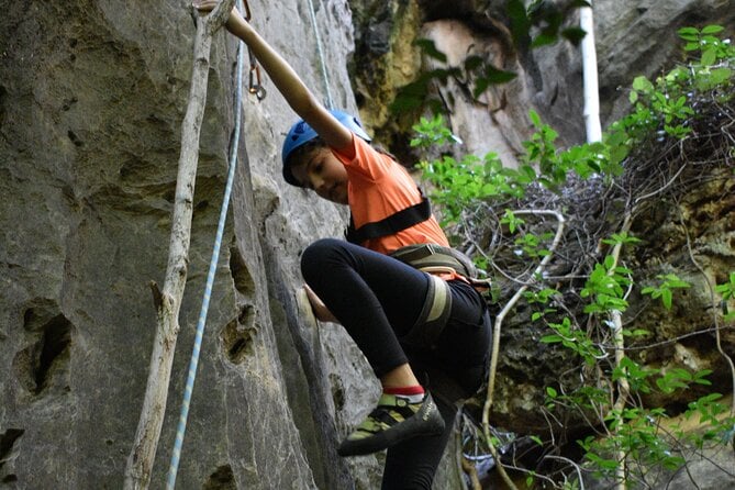 Climb for the First Time on the Rock at Serra Do Cipó! - Participant Requirements