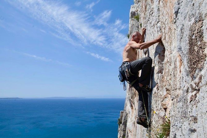Climbing Day - Meeting Point and Pickup Options