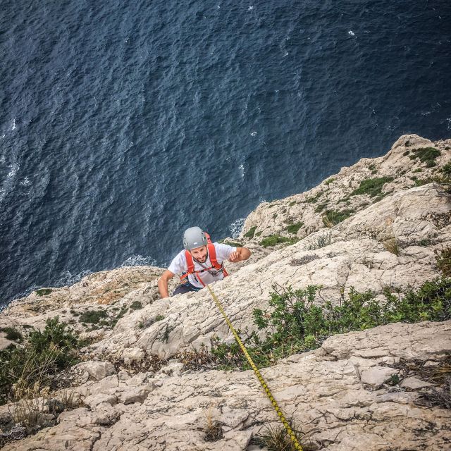 Climbing Discovery Session in the Calanques Near Marseille - Gear and Equipment