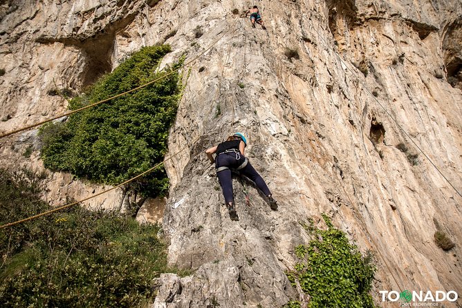 Climbing Experience - Positano - Physical Fitness Requirements