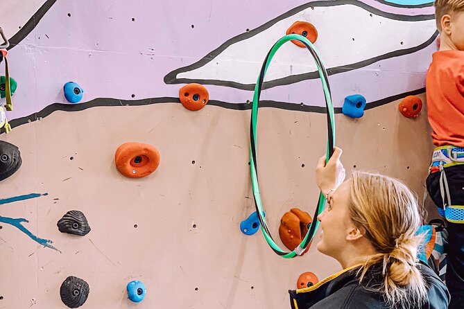 Climbing in Mørkvedhallen Climbing Center - Social and Family Environment