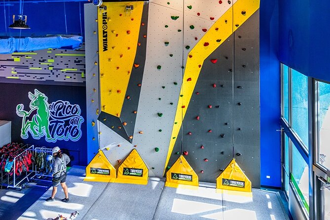 Climbing on Pico Del Toro, the Largest Wall in the Caribbean Toroverde Urban Park - Exploring Pico Del Toros Grandeur