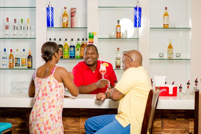 Club Mobay VIP Lounge Access and Round-Trip Airport Transfer - Booking Process and Accessibility