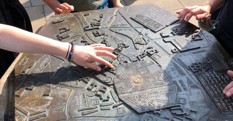 Clueniveristy of Magic!! Immersive Adventure in York City - Handling Curious Artefacts