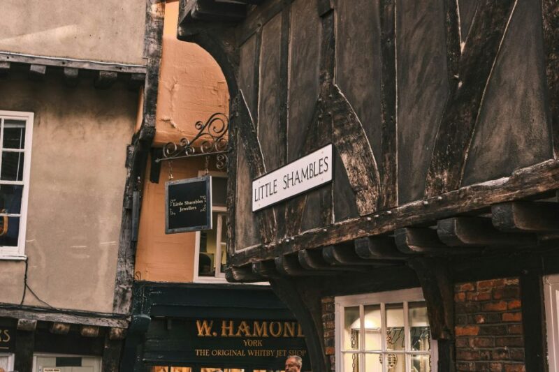 Clueniveristy of Magic!! Immersive Adventure in York City - Exploring Historic Locations in York