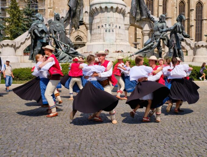 Cluj-Napoca: Old Town Walking Tour With a Local Guide - Meeting Point and Duration