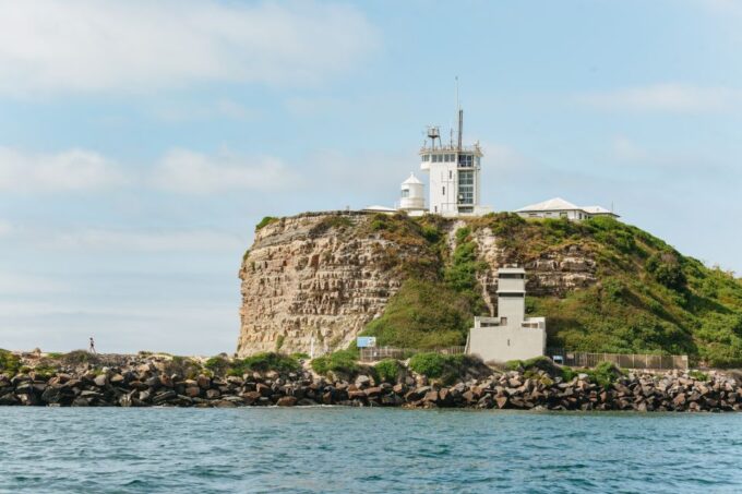 Coastal 2.5-Hour Adventure Boat Tour From Newcastle - Tour Duration