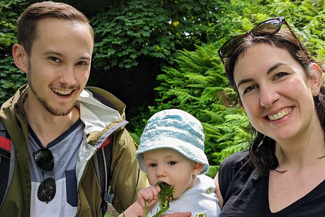 Coastal Foraging and Folklore Tour - Local Folklore Exploration