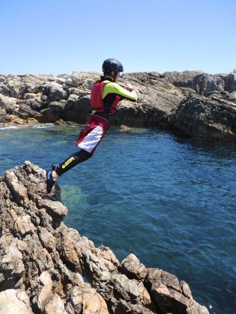 Coasteering Algarve: Cliff Jump, Swim & Climb in Sagres - Meeting Point and Parking