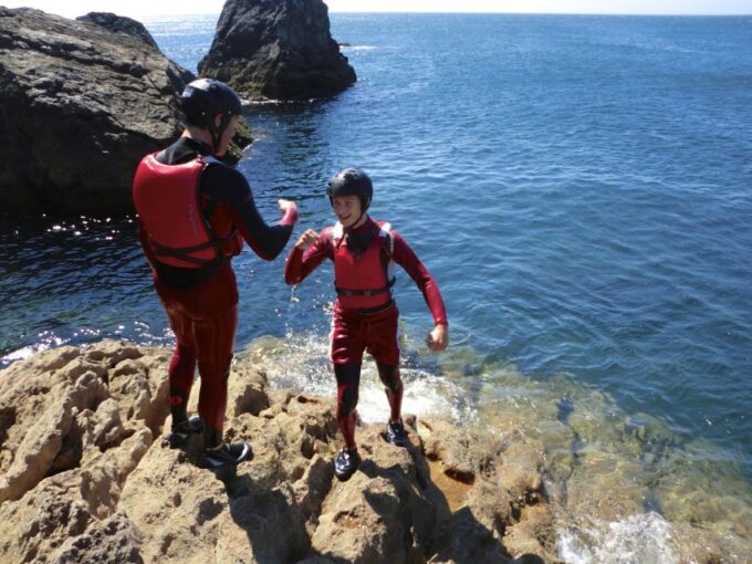 Coasteering Algarve: Cliff Jump, Swim & Climb in Sagres - Unforgettable Experience