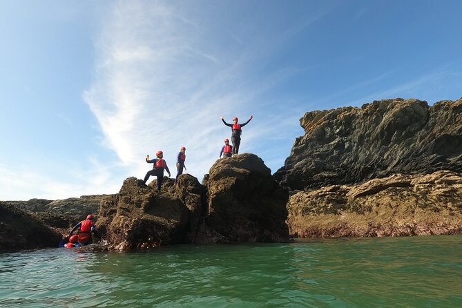 Coasteering (Cliff Jumping, Scrambling, Wild Swimming) on Anglesey - Meeting Point and Logistics