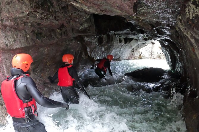 Coasteering on Irelands Wild Atlantic Way - Gear and Requirements