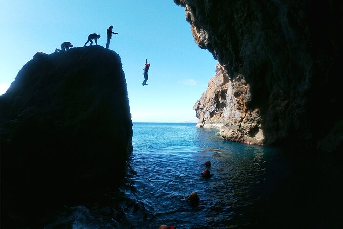 Coasteering Tour - Cliff Jumping, Swimming, Scrambling. - Adventure and Thrill