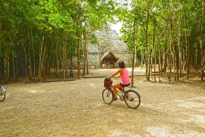 Coba Ruins and Punta Laguna Monkey Reserve Day Tour From Tulum - Exploring Coba Ruins