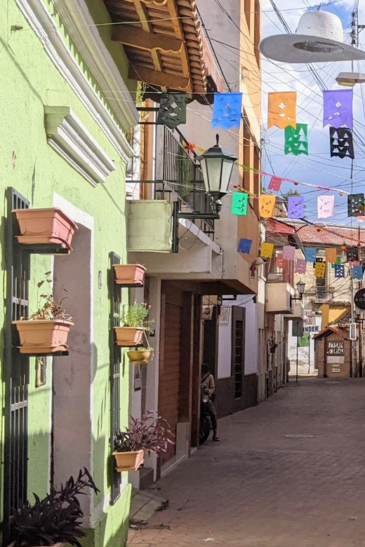 Cochabamba: Old Town & Highlights Guided Tour - Key Stops and Attractions