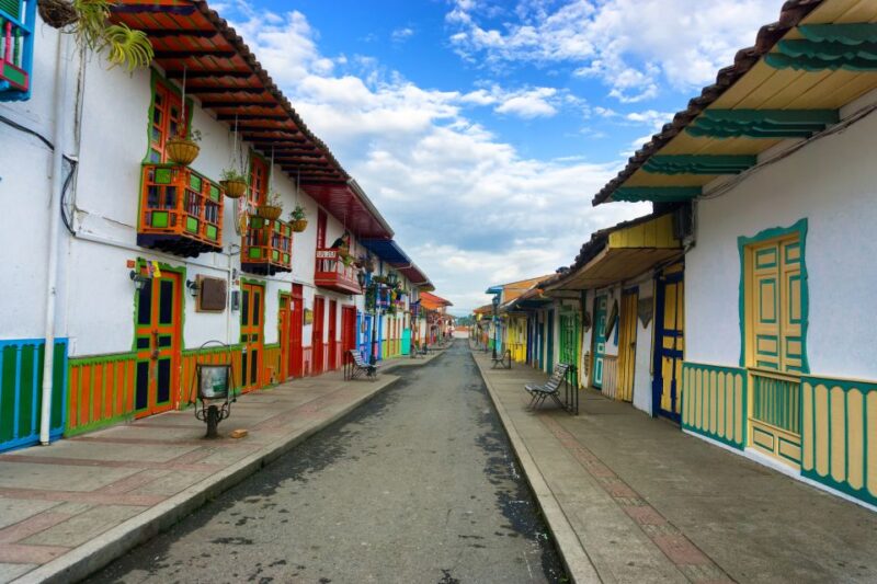 Cocora Valley: Salento & Private Horseback Riding Tour - Highlights of the Itinerary