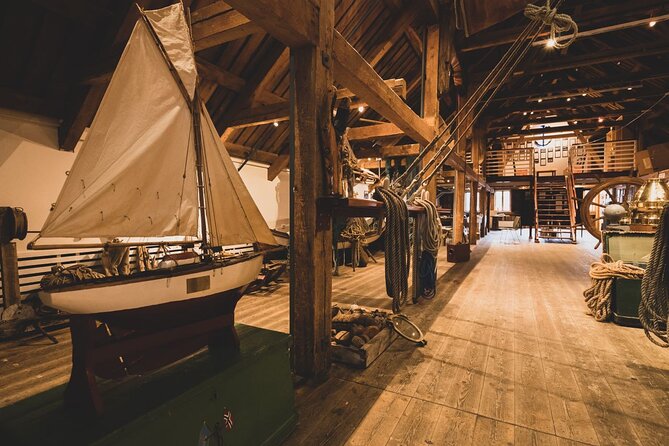 Cod Tasting Experience, Norwegian History and Food Culture - Exploring Norwegian Food History