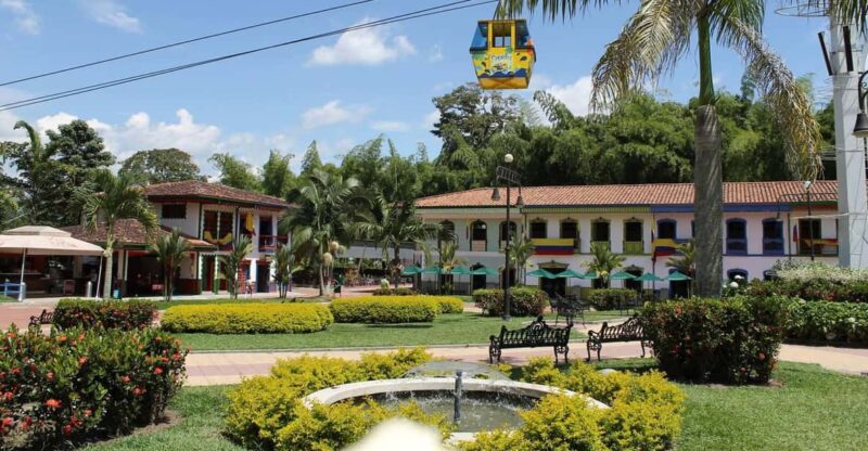 Coffee Park With Private Transportation and Tickets - Key Points